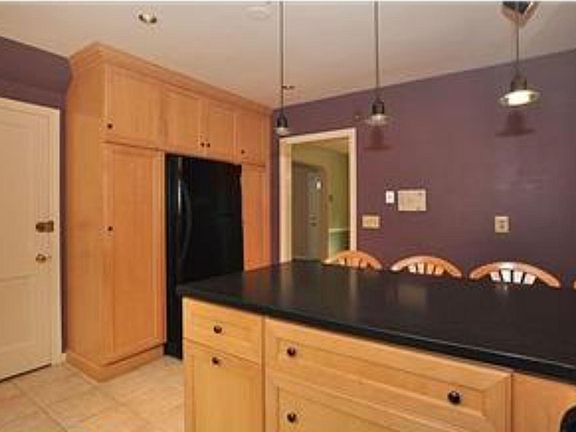 Kitchen with island