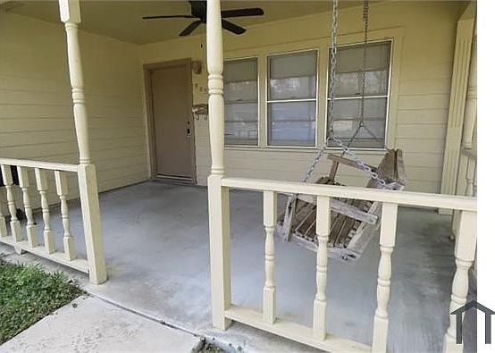 2nd image of 885 Callaway Dr