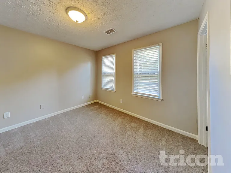 1182 Plunkett Way — Photo 12