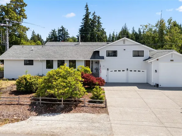 464 Marine View Place, Camano Island, WA 98282