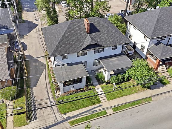 3rd image of 642 E 54th St