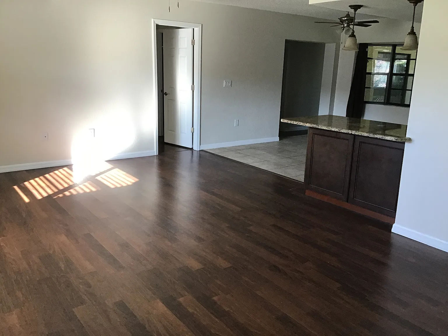 3 bed, 1600 sqft, $1,800 — Photo 2