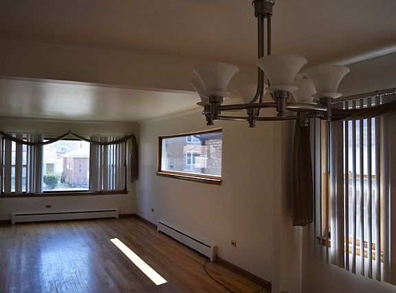 3rd image of 3612 Clarence Ave