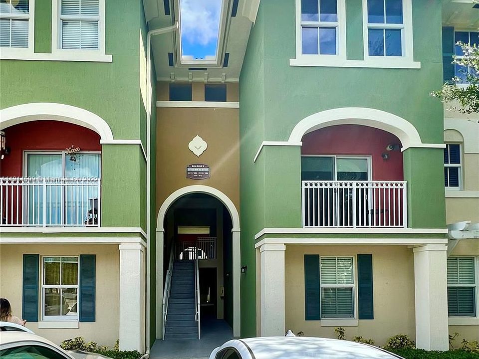 1st image of 11102 NW 83rd St APT 112
