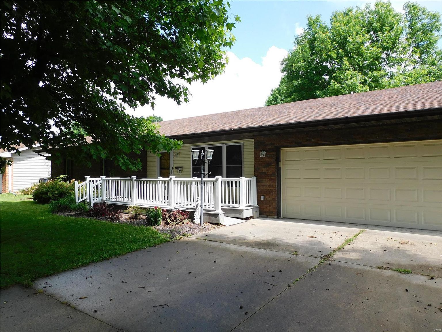 207 W Jenkins St, Steeleville, IL 62288 Zillow