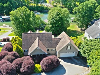 219 Summersweet Ln, Seneca, SC, 29672