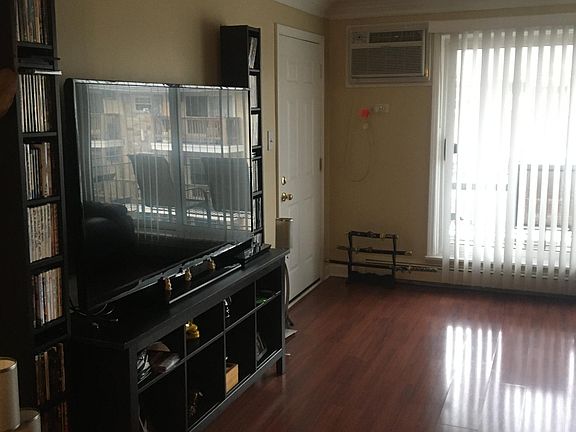2nd image of 17409 70th Ave APT I