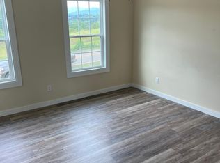 283 Tipton Hill Rd, Leicester, NC 28748