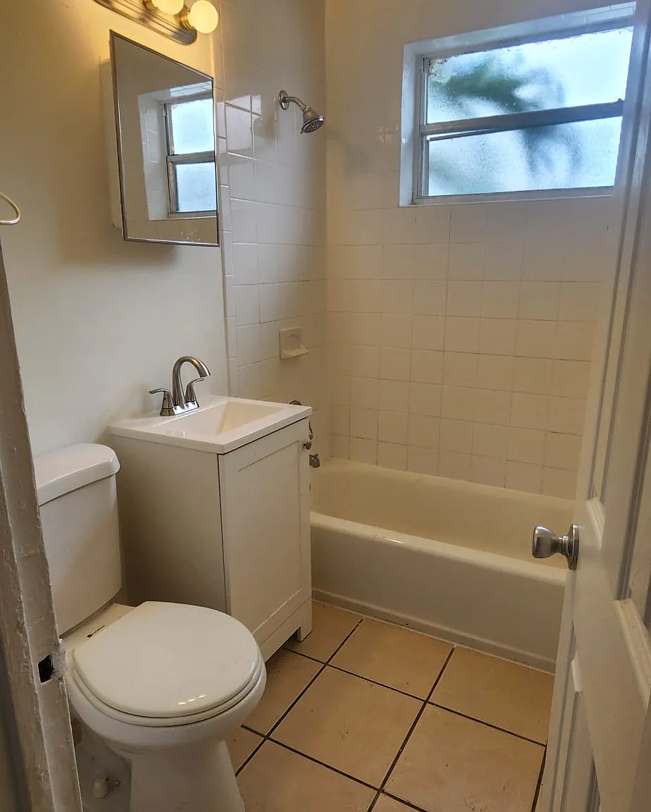 1 bed, 350 sqft, $1,350 — Photo 4