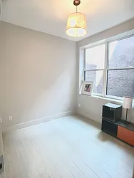 Rented by Uptown Flats LLC