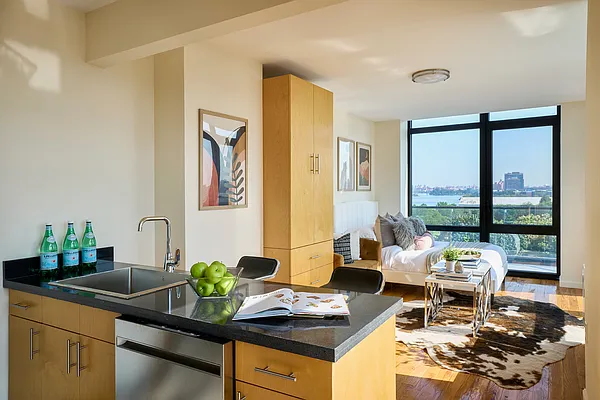 Rented by Compass | media 19