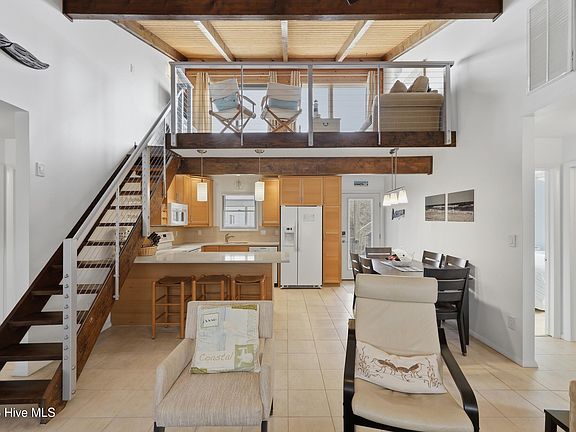 5th image of 125 Seabreeze Drive