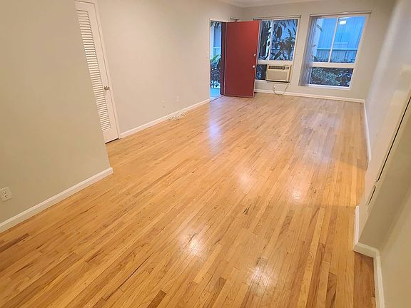 5th image of 8532 Saturn St APT 2