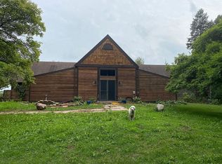 23571 190th St, Rockford, IA 50468
