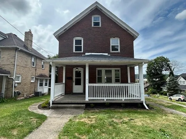 800 Virginia Ave, Midland, PA 15059
