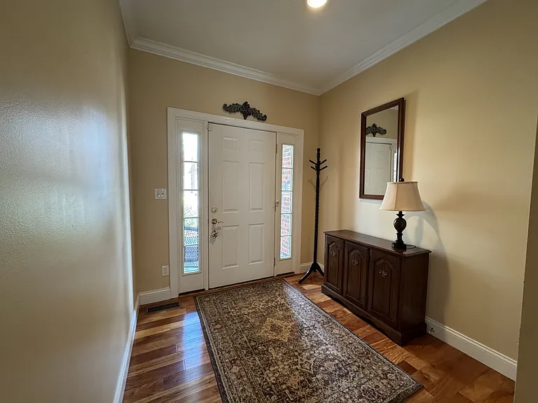 400 Saint Andrews Dr #1 — Photo 3