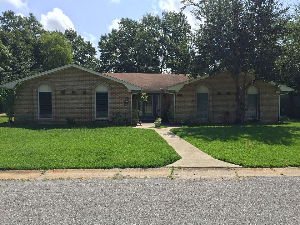 1st image of 109 San Souci Ave