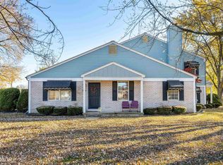 24593 N Meadow Dr, Harrison Township, MI 48045