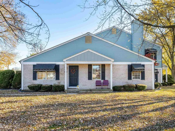 24593 N Meadow Dr, Harrison Township, MI 48045