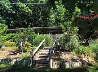 2748 Clarks Chapel Rd, Lenoir, NC 28645