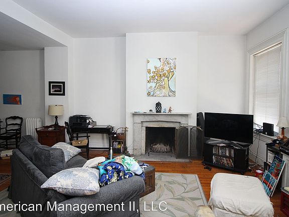 3rd image of 1023 Saint Paul St APT 4A