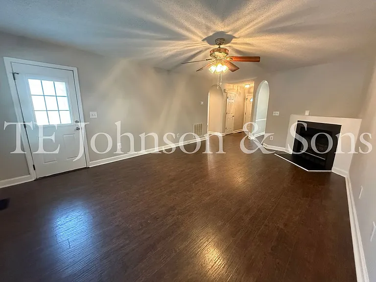 1830 Camden Forest Dr — Photo 6