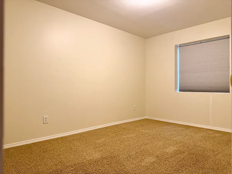 5413 Plumstead Dr — Photo 24