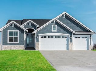 7609 NW 94th Ct, Johnston, IA 50131