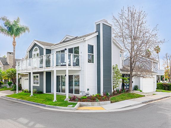 2nd image of 382 Hanan Dr