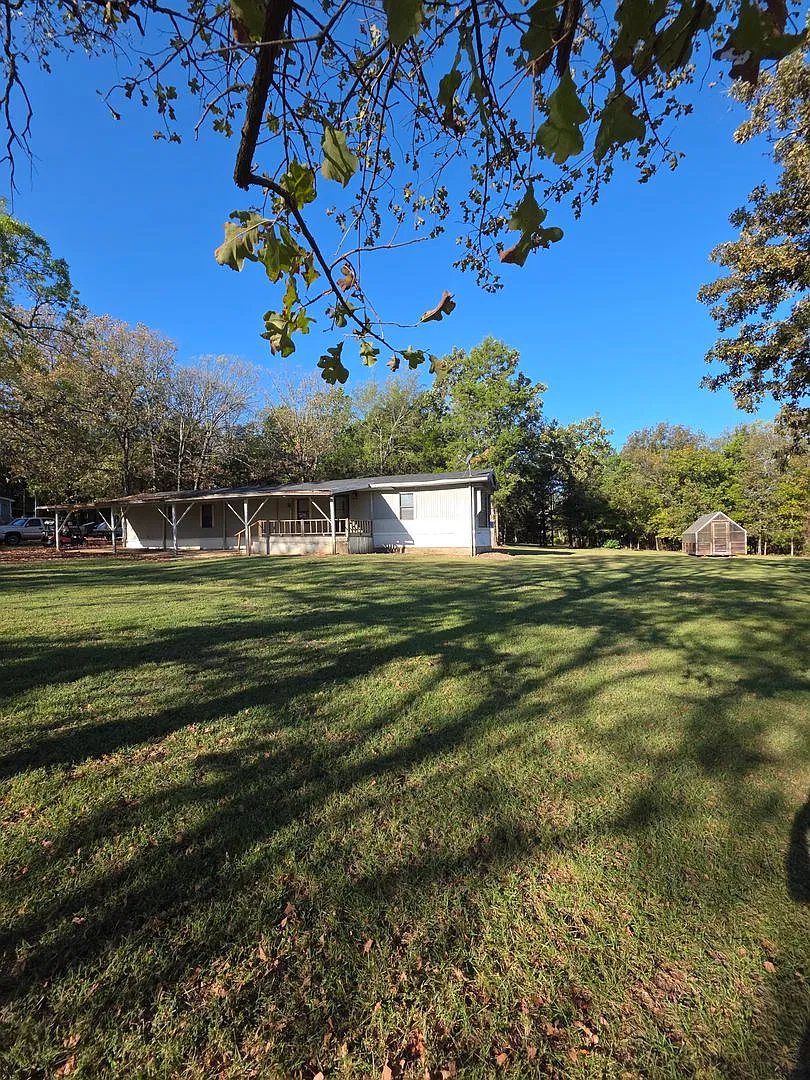 89 Huett Ln — Photo 2
