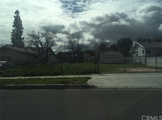 317 E 6th St, Perris, CA 92570