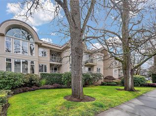 The Marlena, Sidney, BC V8L 2X6