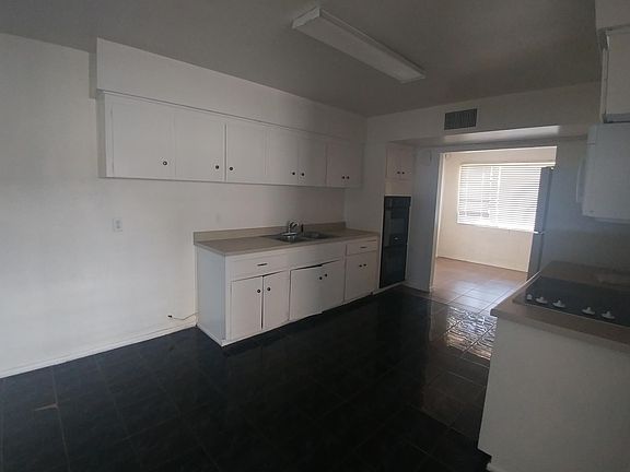 3rd image of 4025 N 63rd Ave