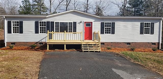 1st image of 5488 Pembrooke Dr