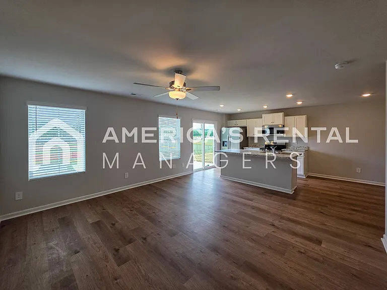 4115 Hudson Rd — Photo 18