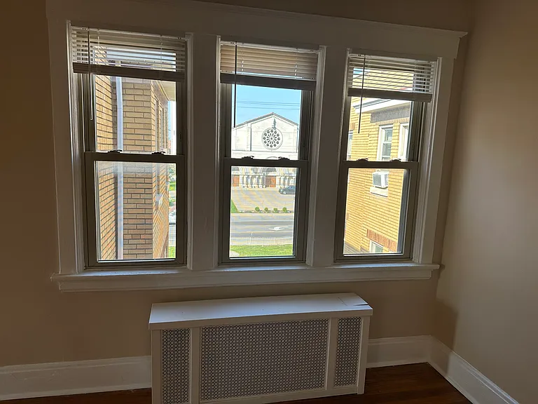 4828 Glenway Ave — Photo 20