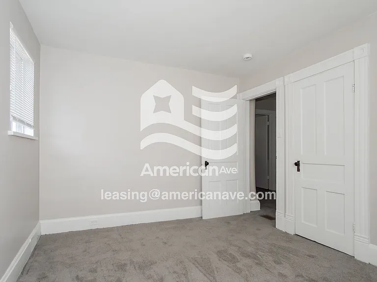 1296789_010_wm_-_bedroom_13229861.jpg