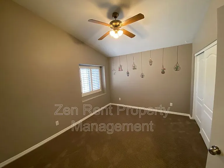 426 S Burk St — Photo 19