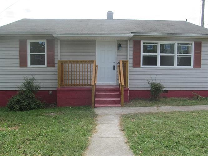 1st image of 2500 Brown Ave