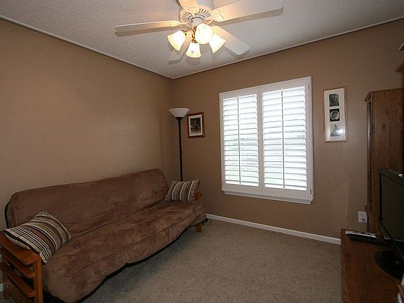 5th image of 1209 Woodchurch Ln