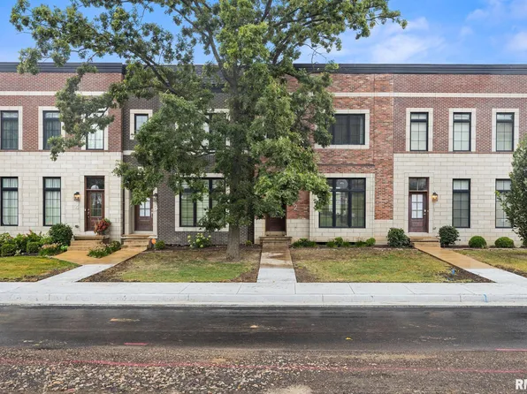 824 W Moss Ave #2, Peoria, IL 61606