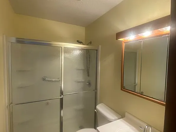 233 Kevin Ave, Carroll, IA 51401