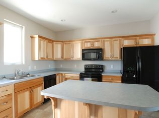 3163 Sullivan Loop, Bismarck, ND 58504