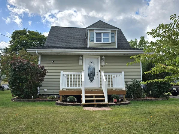 322 E Washington St, Coldwater, MI 49036