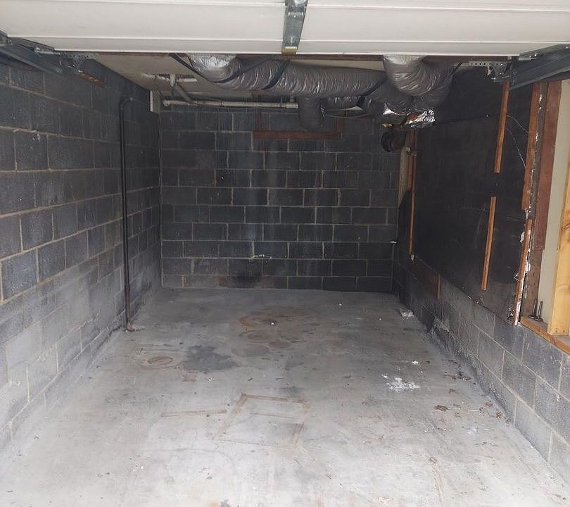 2nd image of 128 E Main St #4