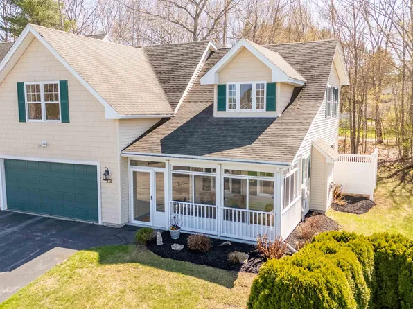 22 Spring Pond Circle #22, York, ME 03909