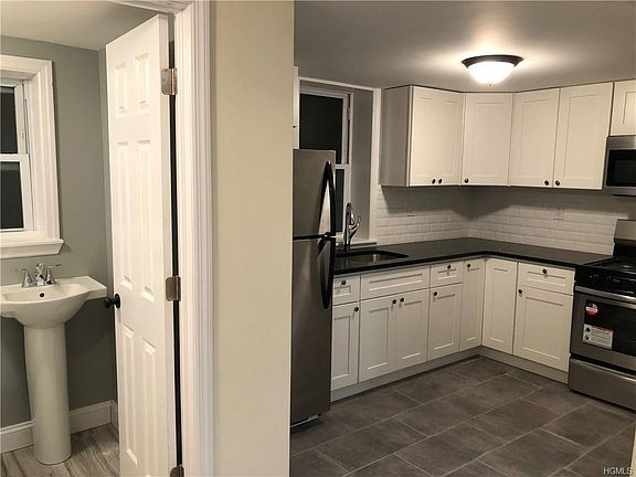 3rd image of 64-66 Gavin St #1