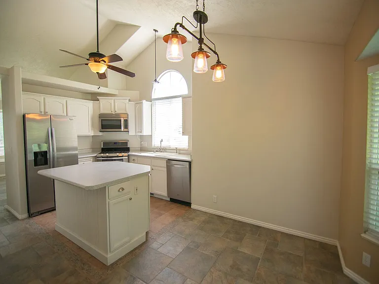 9288 S Boise Cir — Photo 3