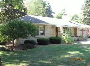 87 Greenridge Dr, Decatur, IL 62526