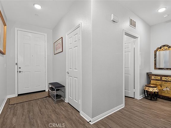 4th image of 28611 Yarow Way